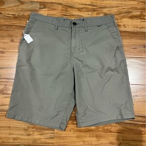 Hurley Men's Grey Flat Front Shorts